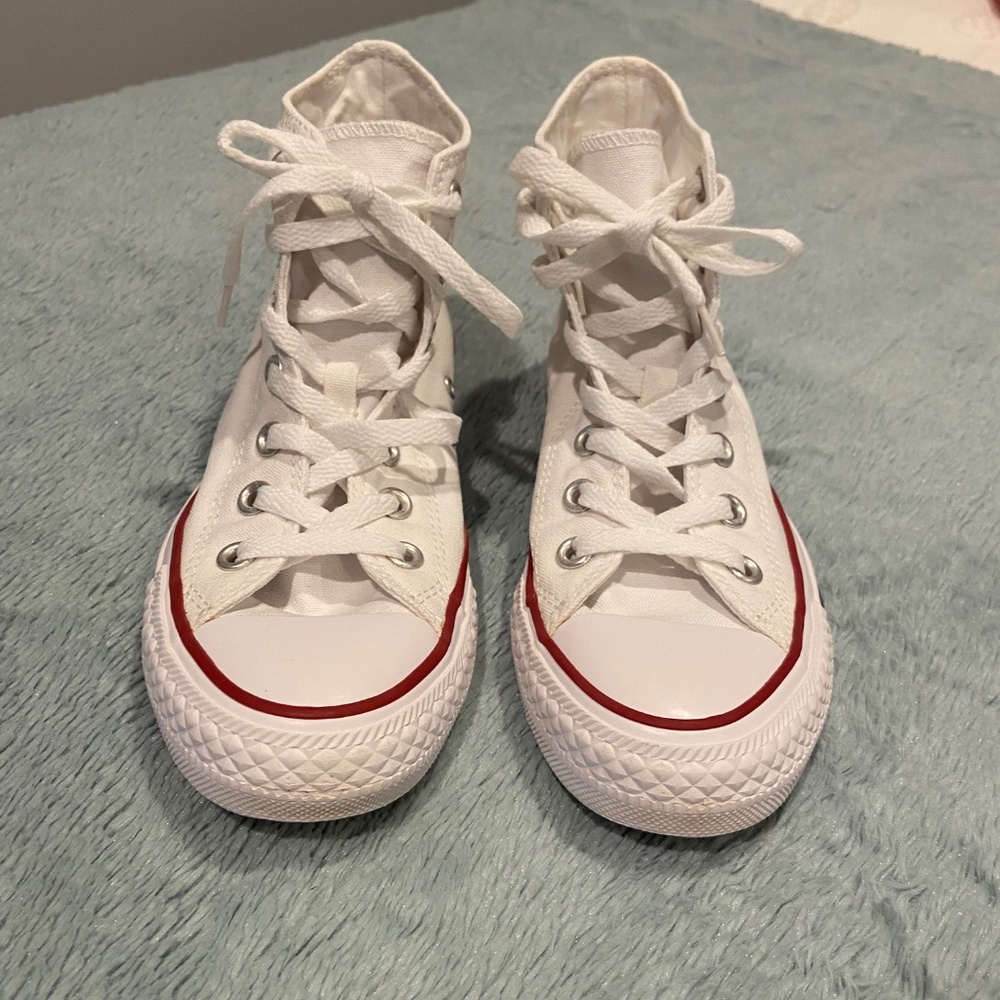 White Converse High Top Sneakers – Women’s 6.5 / Men’s 4.5 - Picture 6 of 8